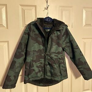 All in Motion Jacket
Boys Size M